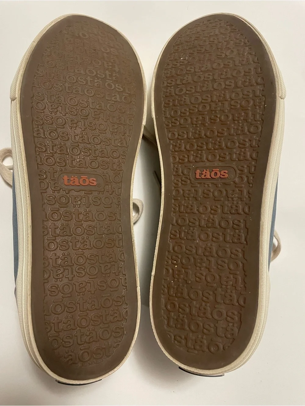 Taos Casual Men's Gray and Tan Low-Top Sneakers Size 10